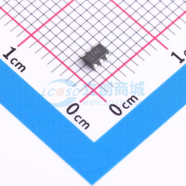采用 ThinSOT 封装并内置肖特基二极管的 1.2MHz / 2.4MHz 白光 LED 驱动器实物图