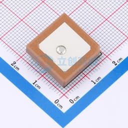 AT6668B小体积、高性能单北斗定位模块陶瓷天线一体缩略图