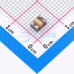 900Ω/±25% @100MHZ 额定电流（Irms）：1000mA 直流电阻（DCR）：0.170Ω缩略图