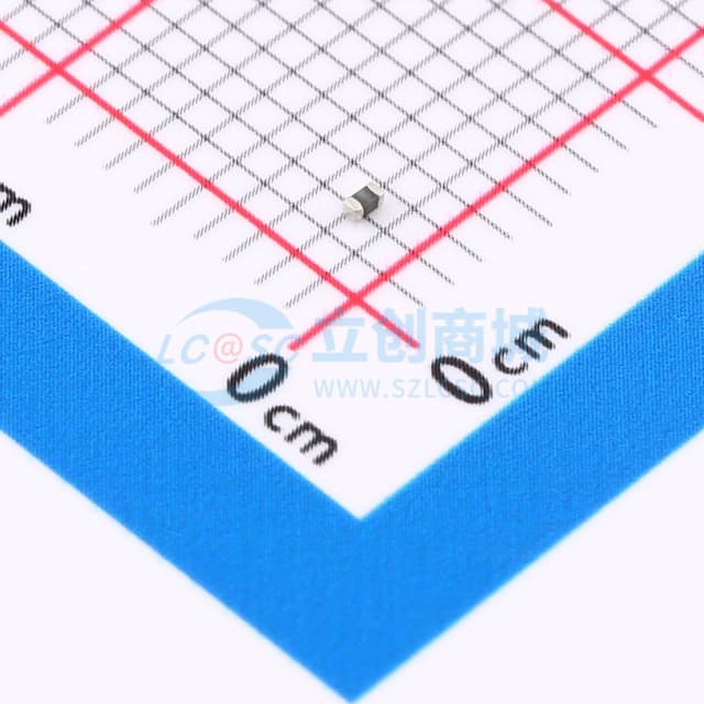 钳位电压40V 0.005焦耳 0402压敏电阻实物图