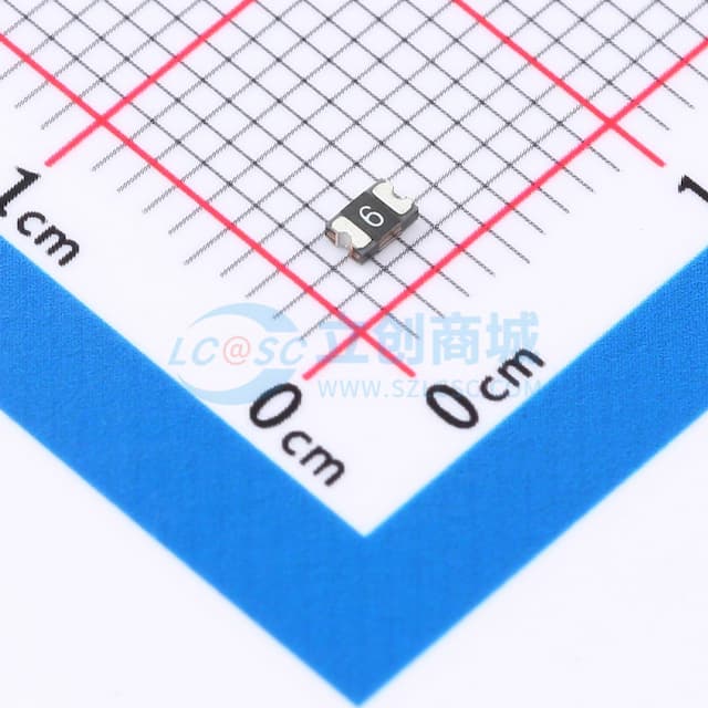 6V 1.1A 0805自恢复实物图