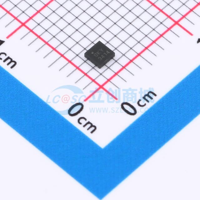 0.1至3.8GHzSP4T天线开关实物图