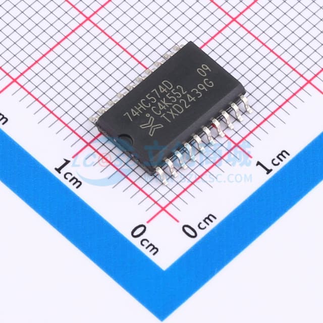 八路上升沿D型触发器实物图