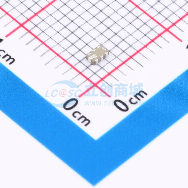 适用于2402-2480MHz的多层带通滤波器（平衡输出型）实物图