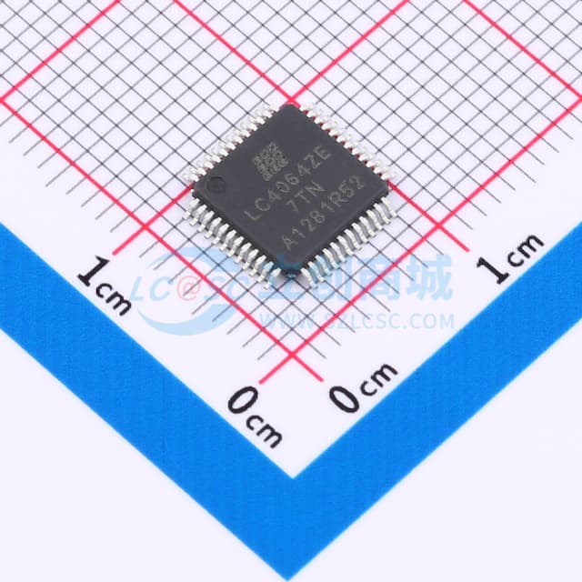 LC4064ZE 7TN48C实物图