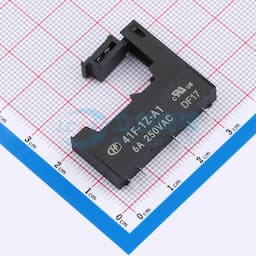 PCB式继电器插座缩略图