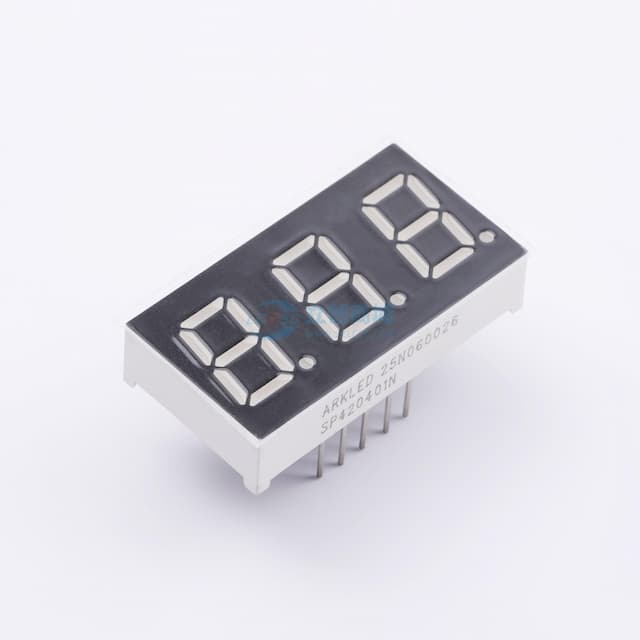 3位0.4英寸红色数码管 共阴极 【LE】实物图