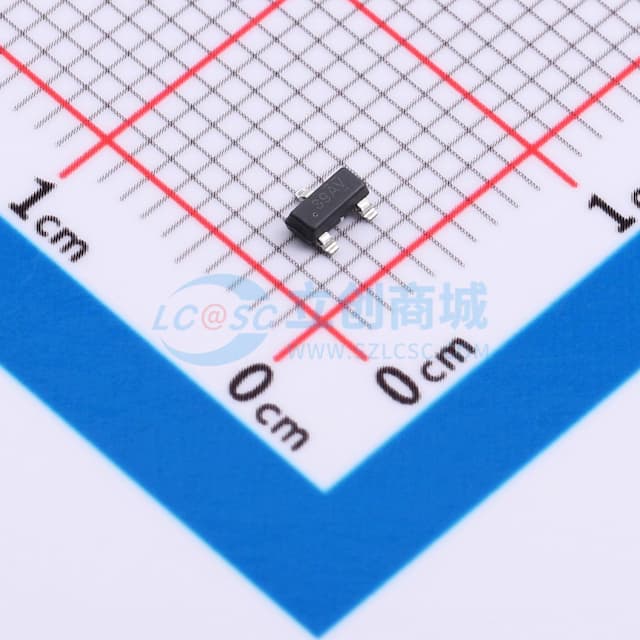 低功耗、小尺寸电源电压监控器实物图