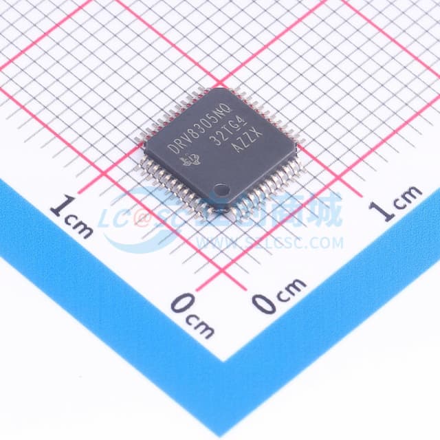 集成三个分流放大器和稳压器的三相汽车智能栅极驱动器实物图