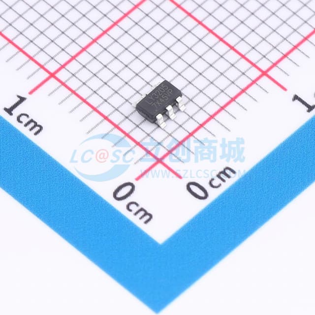 集成充电与电机驱动的控制芯片实物图
