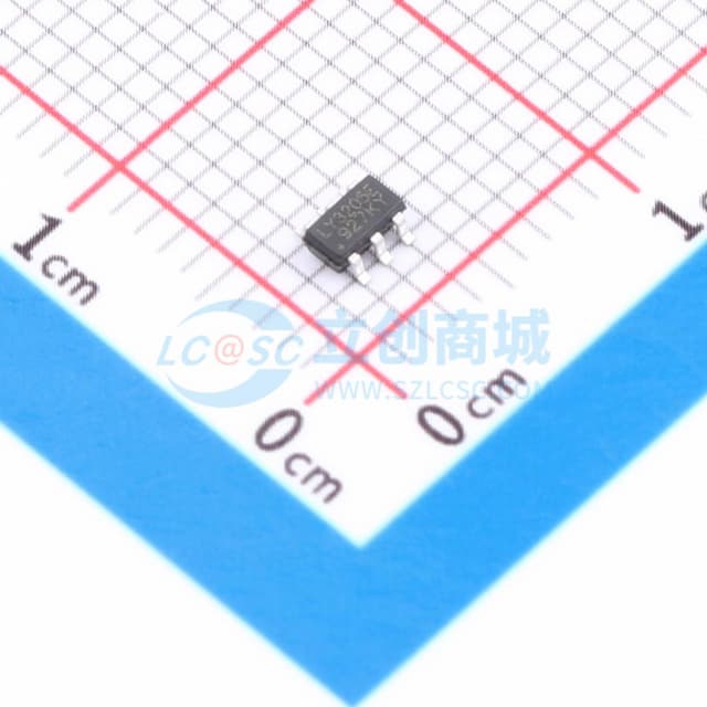 集成充电与电机驱动的控制芯片实物图